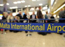 Táxi com motorista em Malta Táxi Malta